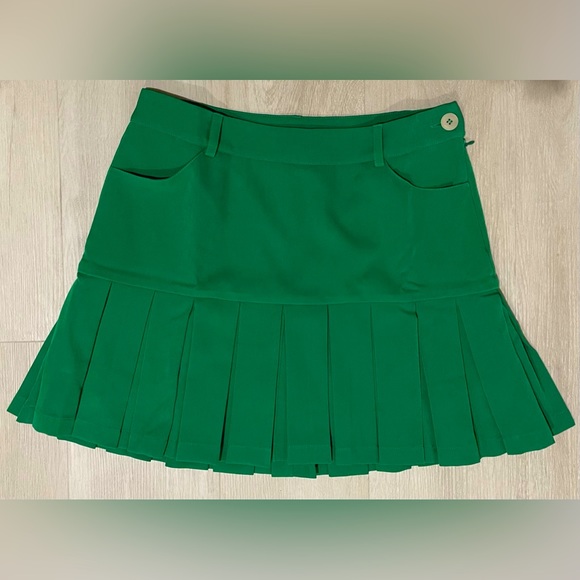 Nwt golf/tennis pleated skirt with shorts under - Picture 1 of 11
